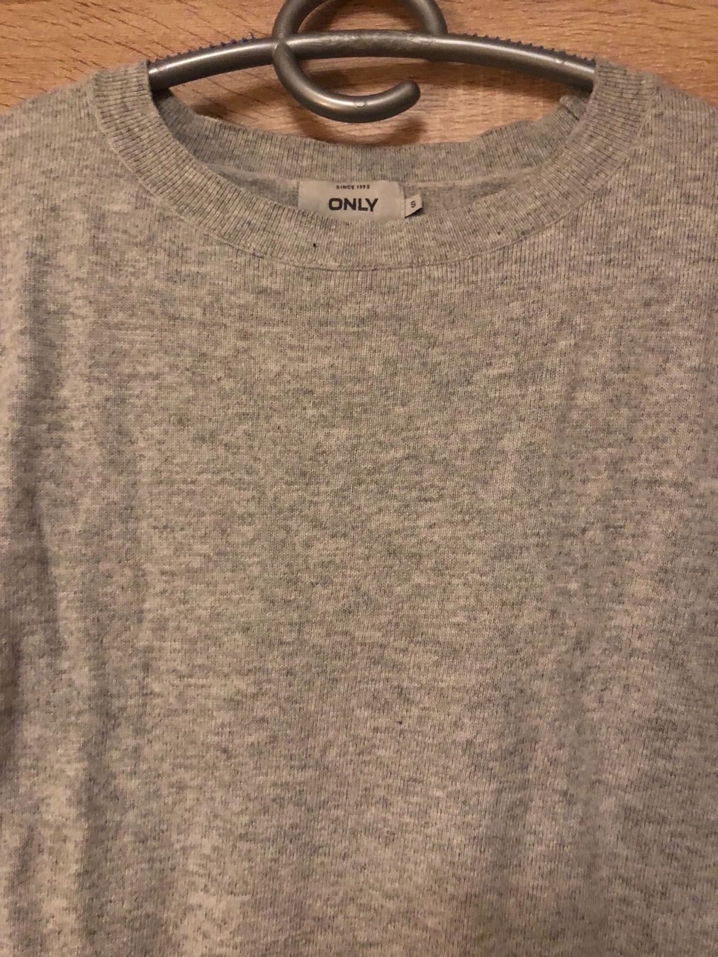 Pullover & Sweatshirts: Pull Only – Gebraucht aus Lausanne von naranjo 2