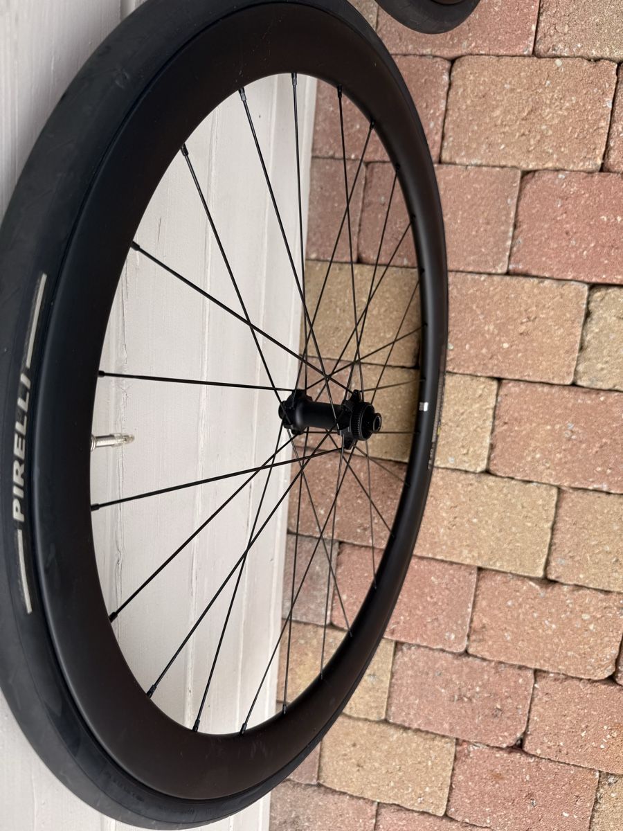 Pneus & Roues: Bmc cr 40 Sl wheelset + pirelli pzero 26mm – Neuf (Voir description) à Courtelary par mer_l68n 3