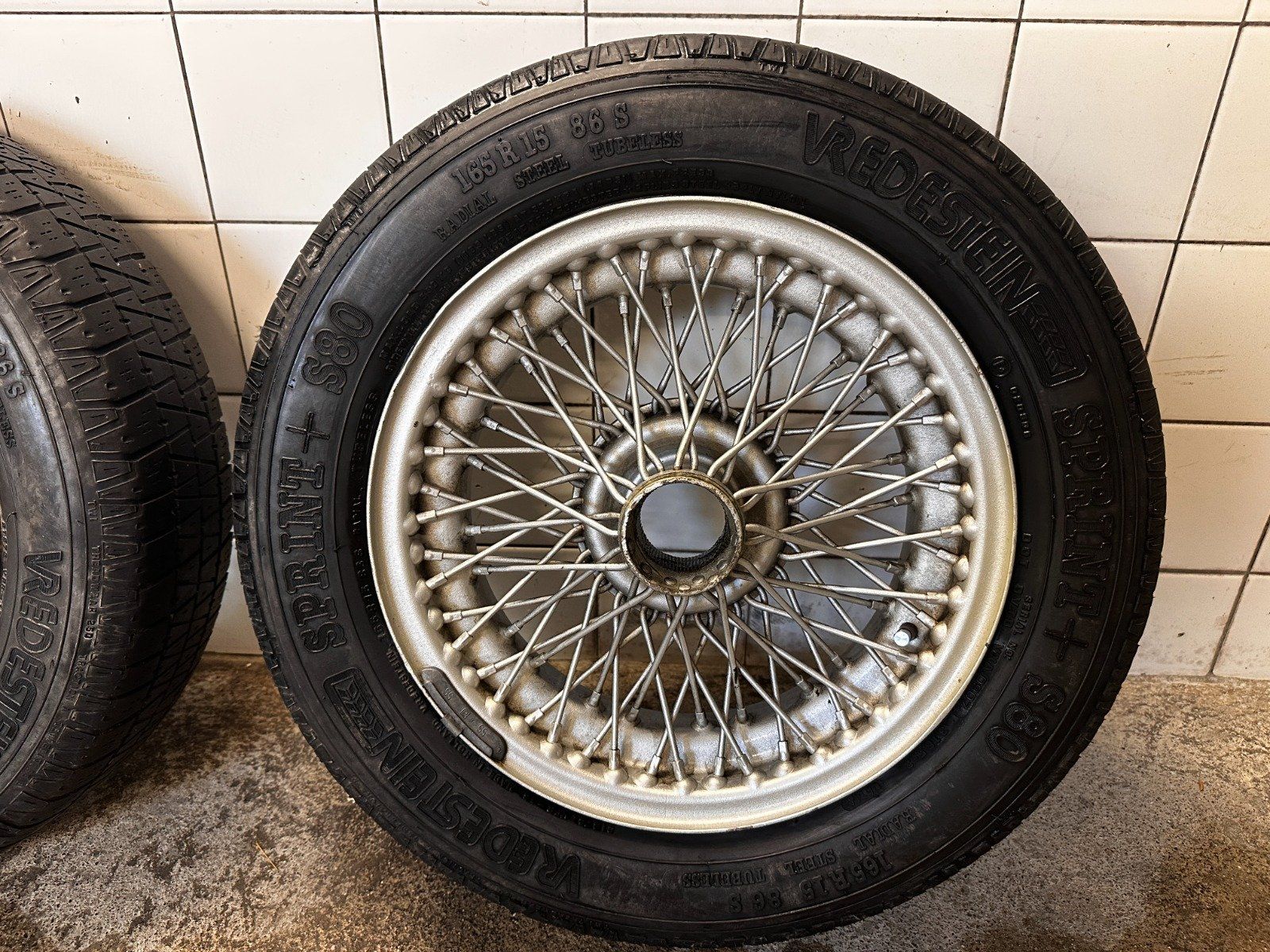 Pneumatici & Ruote complete: Speichenräder / Speichenfelgen / Oldtimerräder, 4x – Usato da Zürich venduto da Zuriga86 1