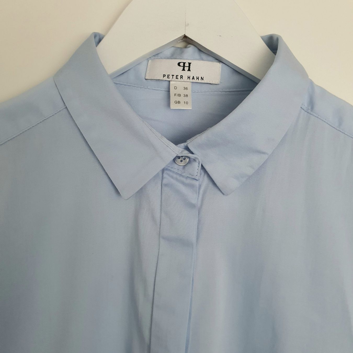 Peter Hahn Camicette: Peter Hahn Bluse mit Hemdkragen aus Baumwolle – Usato da Weiach venduto da sim_8s27 6