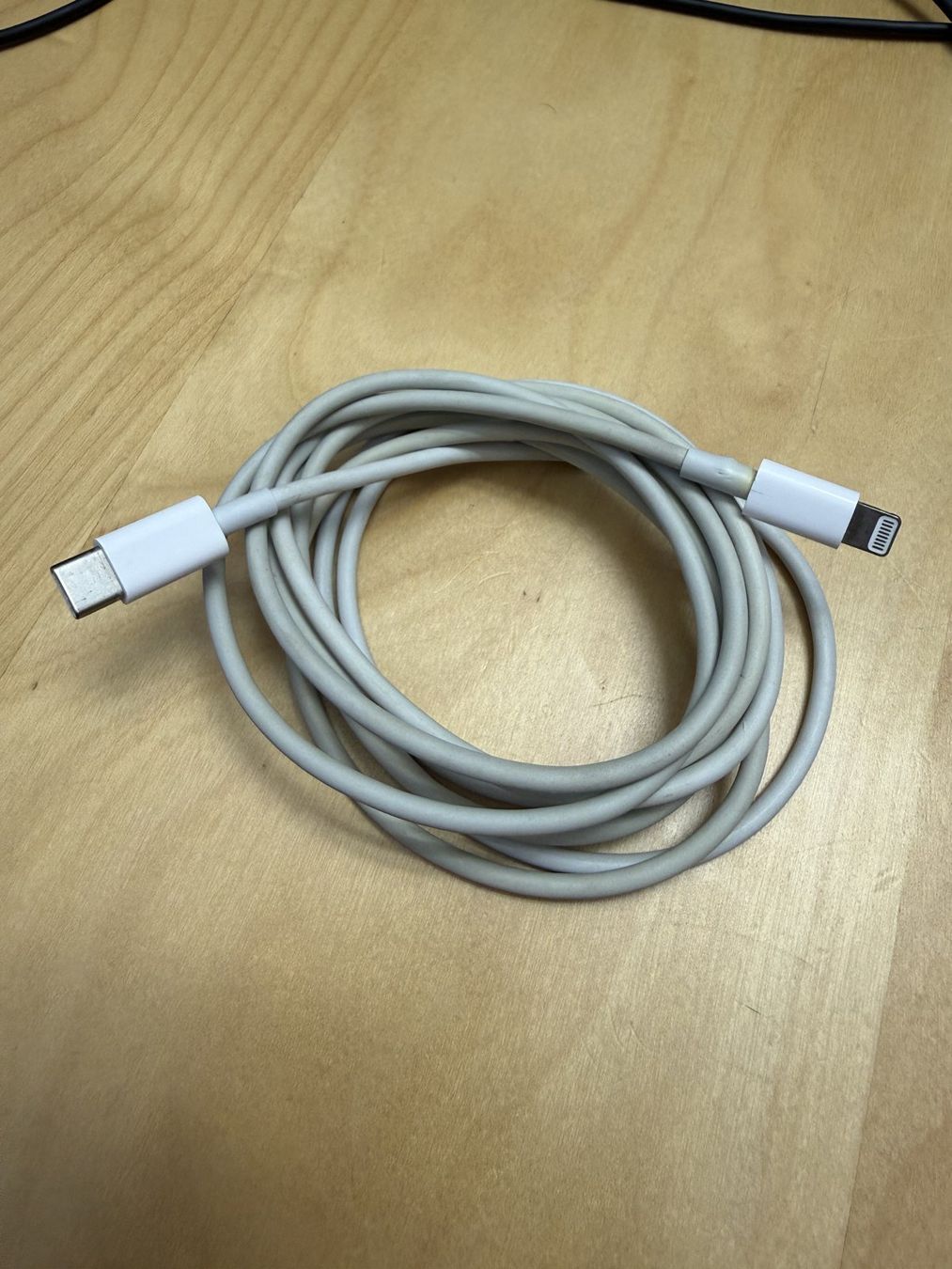 Cavi: 10 Lightning Ladekabel + Klinke Adapter, USB A / USB C – Usato da Volketswil venduto da OxadanP9