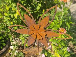 Rostblume Gartenstecker Edelrost 113cm