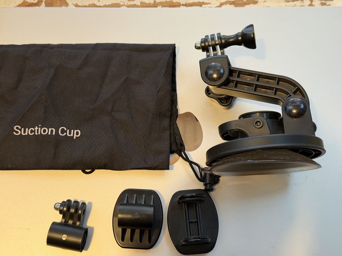 Gopro Treppiedi & Teste: GoPro Suction cup – Usato da fey venduto da Caductilometre 1