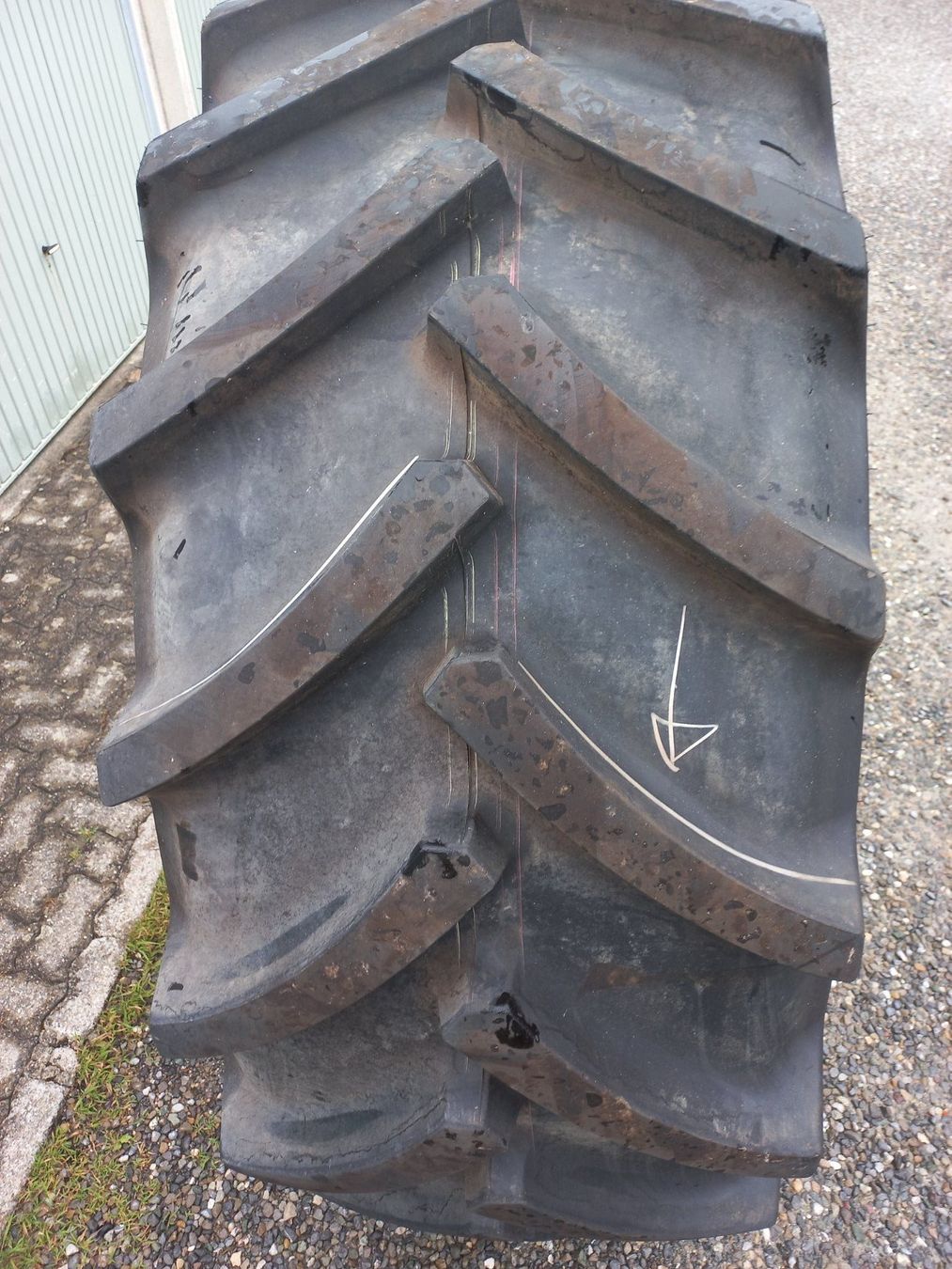 Pneumatici & Ruote complete: 1 Pneu Mitas 710/70 R38 – Usato da Buttwil venduto da obelix-idefix 1