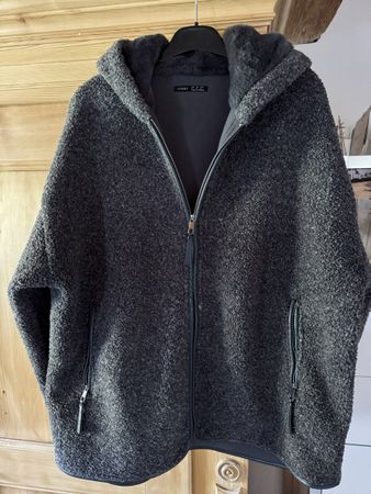 Oysho Jacke mit Kapuze, Grau, neu