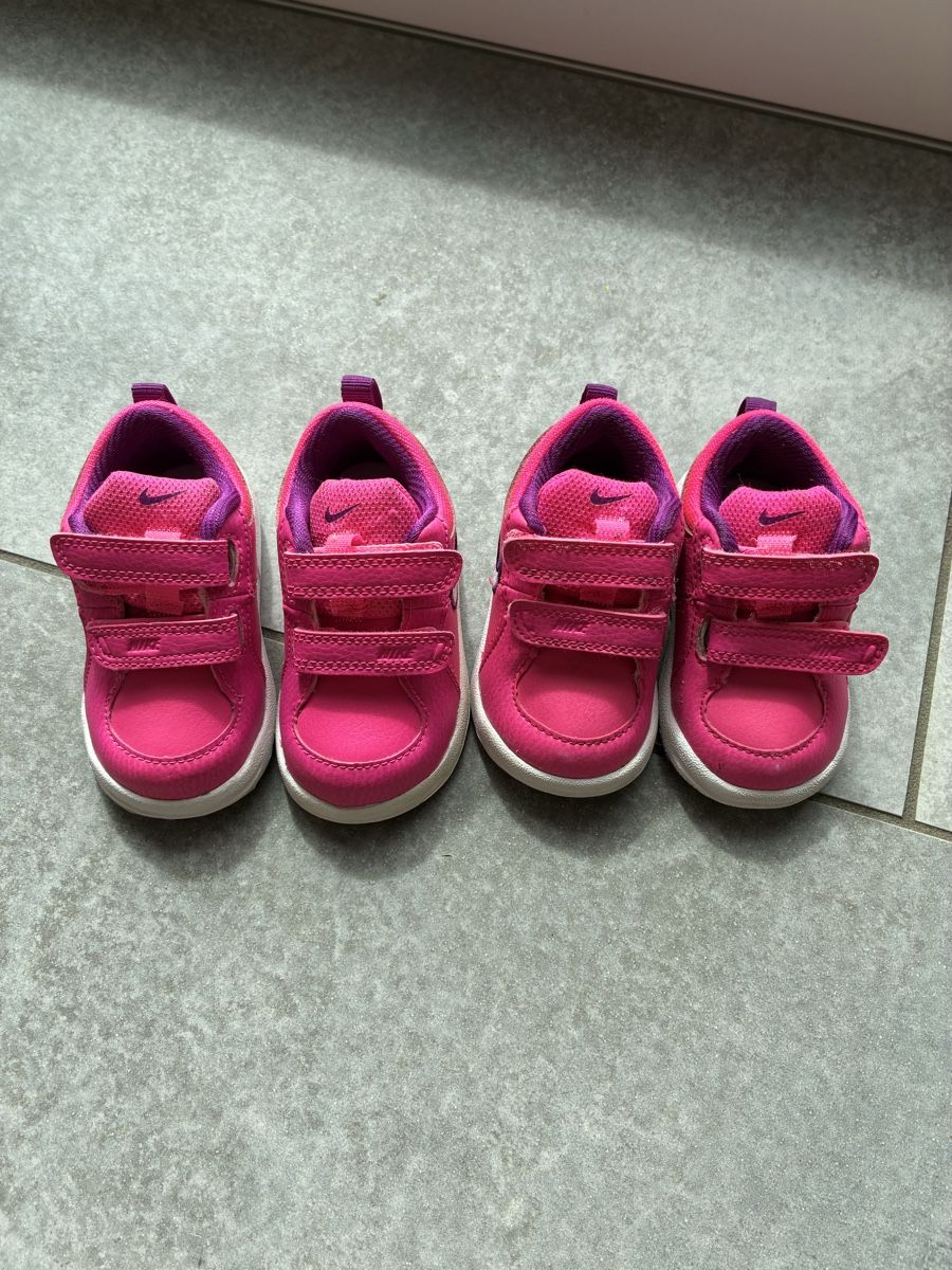 Nike Scarpe per ragazzi: Baskets Nike Bébé – Nuovo (secondo la descrizione) da Courgenay venduto da hertzogg
