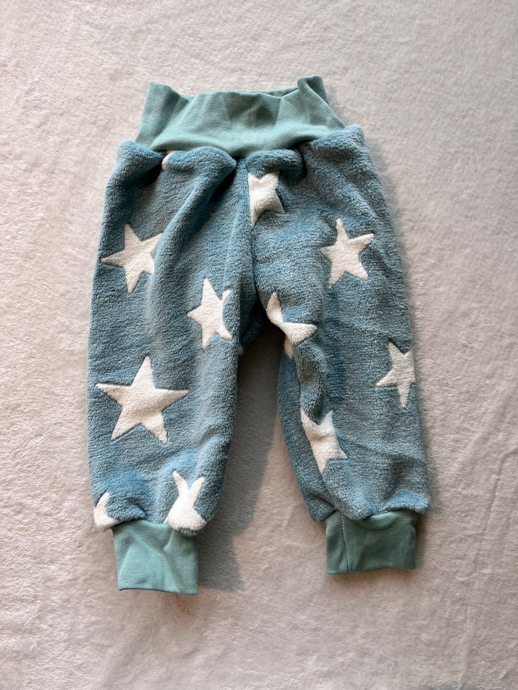 Pantaloni: 1 Kinderhose selbst genäht – Nuovo (secondo la descrizione) da Büsserach venduto da bor_s88m
