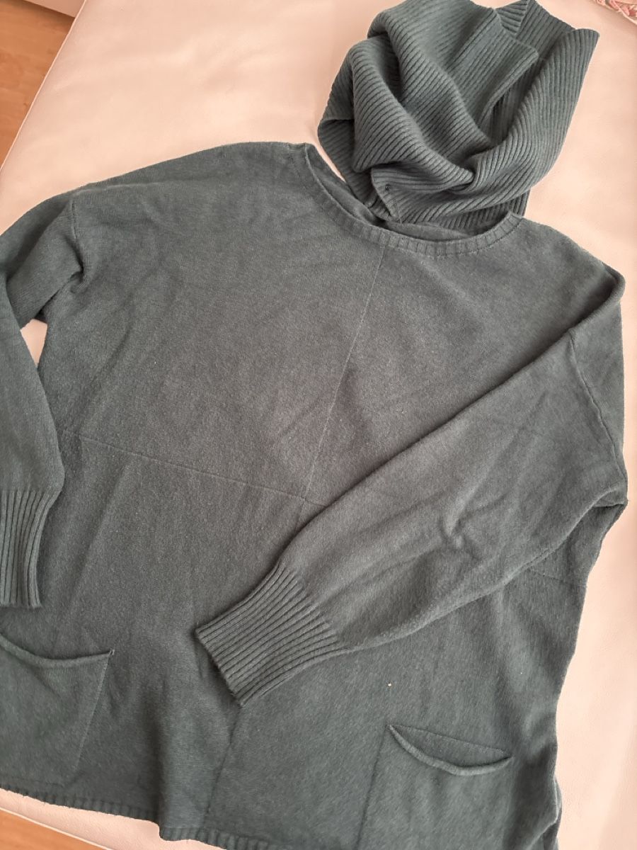 Pulls & Sweat-shirts: Dunkelgrüner Strickpullover mit Rollkragen, Grösse M – D'occasion à langenthal par rundholz7 1