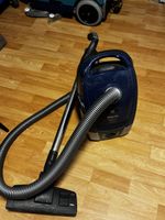 Miele Compact C2 Parquet PowerLine blauer Staubsauger mit Ge