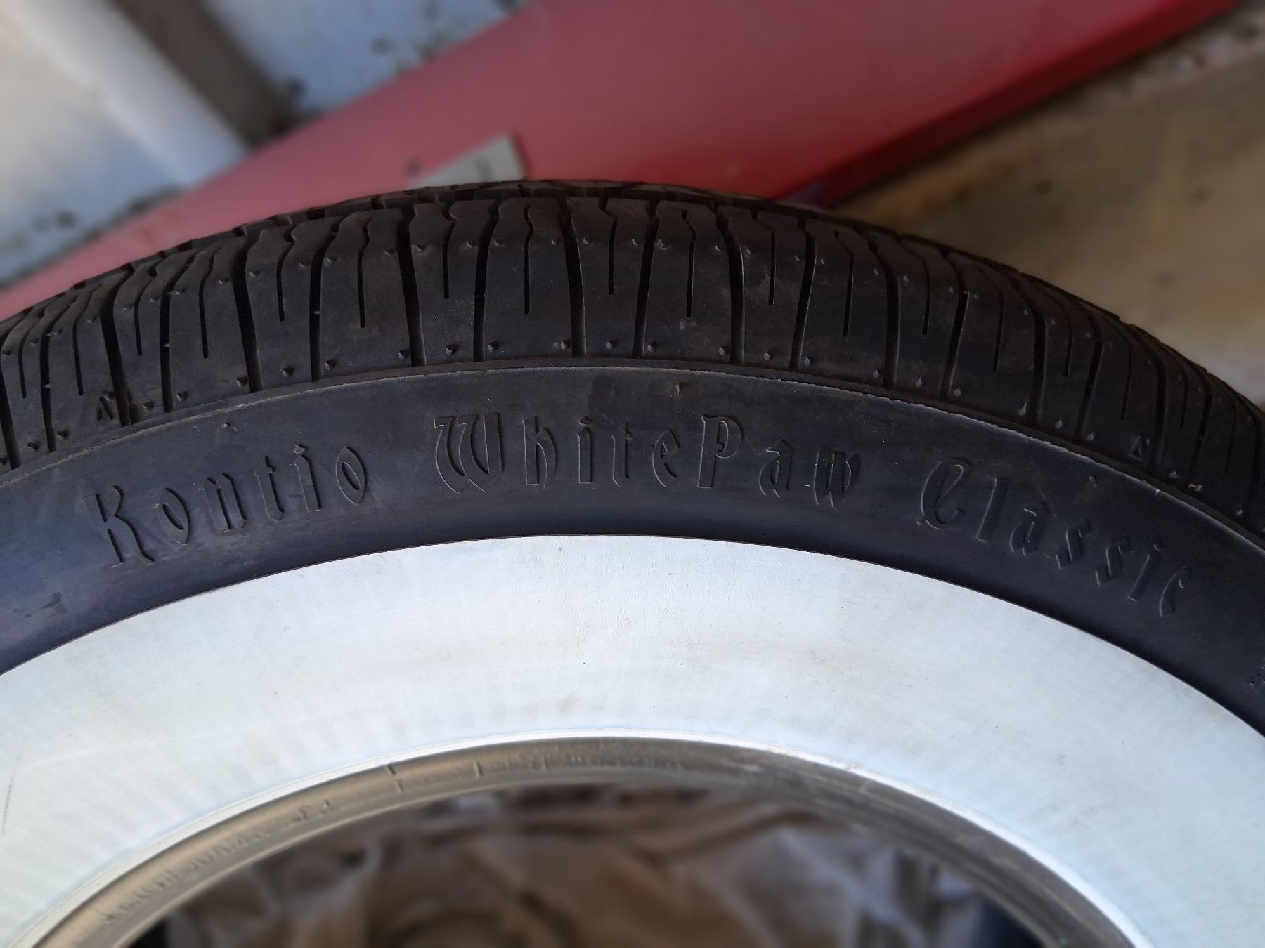 Pneumatici & Ruote complete: Weisswandreifen – Usato da Frauenfeld venduto da ARTJ49 3