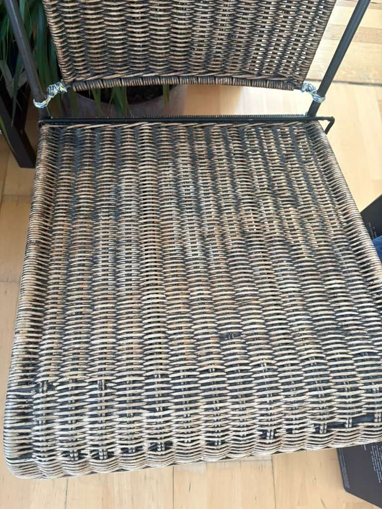 Sedie: Rustikaler Rattan Stuhl mit Metallgestell, Top Zustand! – Usato da Zürich venduto da clairmont-5f2v 2