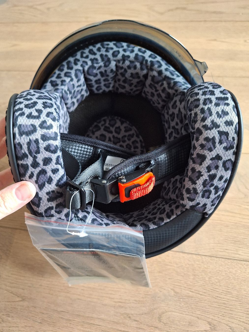 Caschi & visiere: Rollerhelm Exclusiv – Nuovo (secondo la descrizione) da Bazenheid venduto da fabienne.tanner92 2