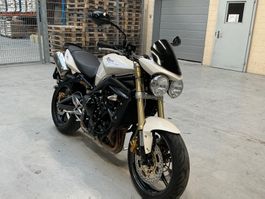 Triumph Street Triple 675