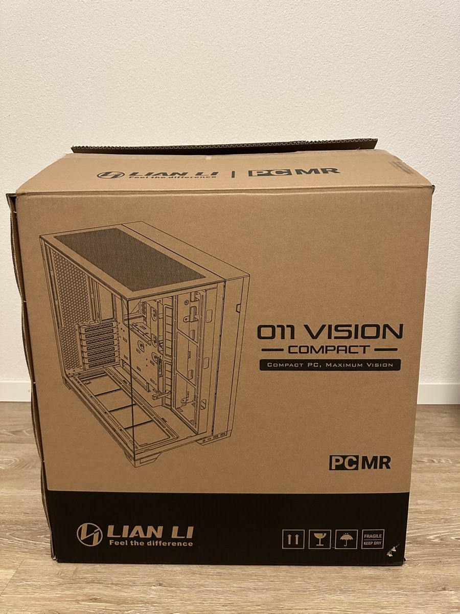 Lian Li Boîtiers: Lianli o11 Vision Compact – D'occasion à Rothrist par marcolupiae
