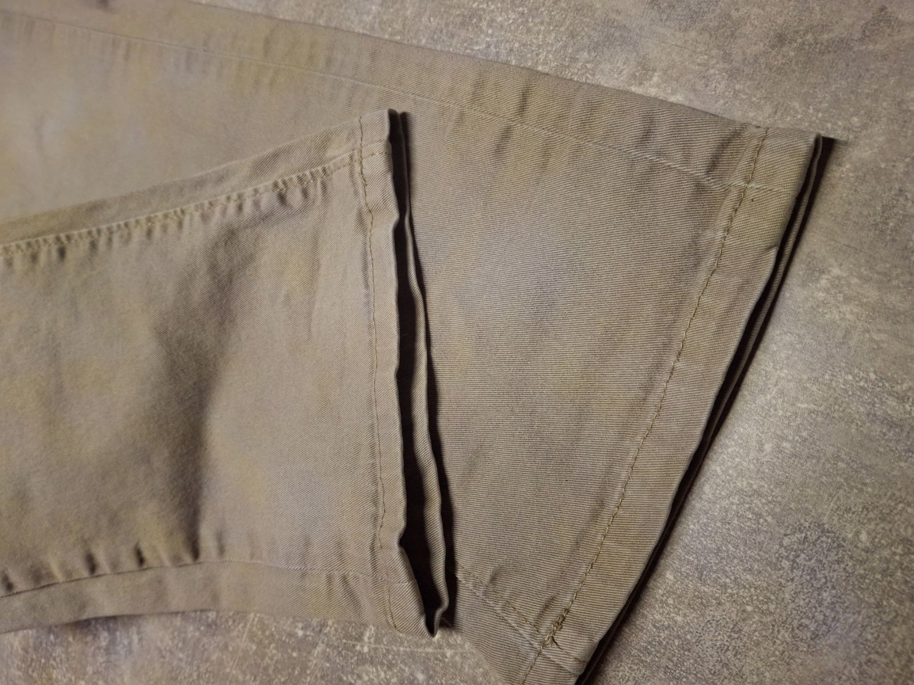 Pantaloni: Pantalon gris clair taille W28 - S marque KREW – Usato da Villiers venduto da san_jn5w 1