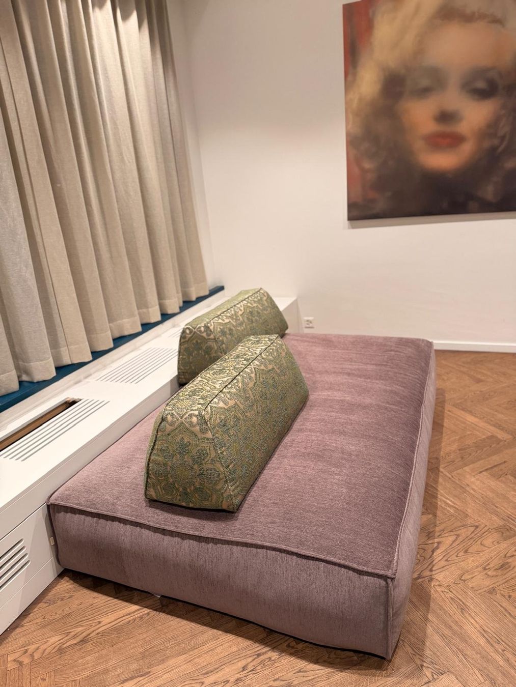 Divani: hochwertige Designerlounge – Usato da Zürich venduto da Sherryleonetremonte 3