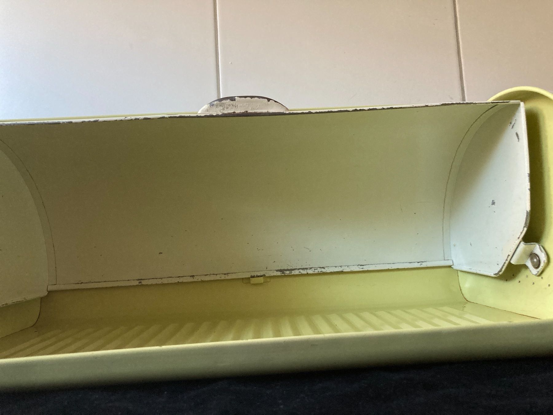 Behälter & Ähnliches: alter Brot - Schrank aus den 50 iger – Gebraucht aus Zürich von Chaeffeler 9