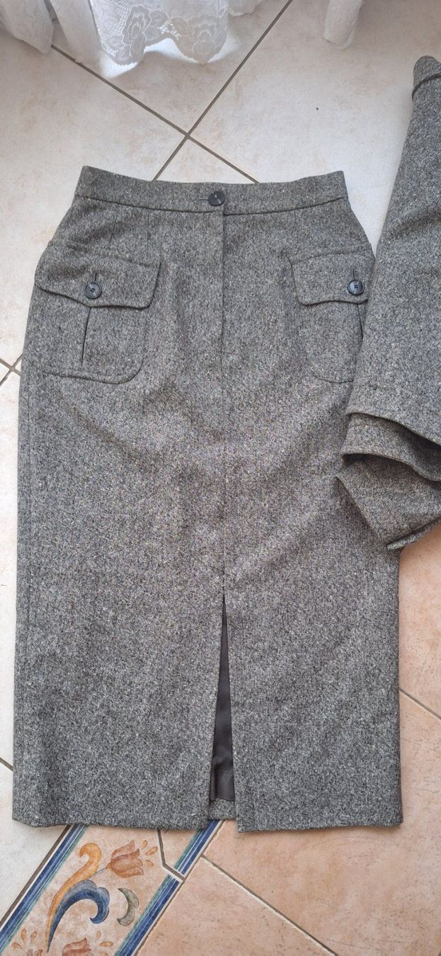 Saint Laurent Anzüge & Kostüme: Ensemble Yves-Saint-Laurent 38 – Gebraucht aus St-Triphon von Jldr0 4
