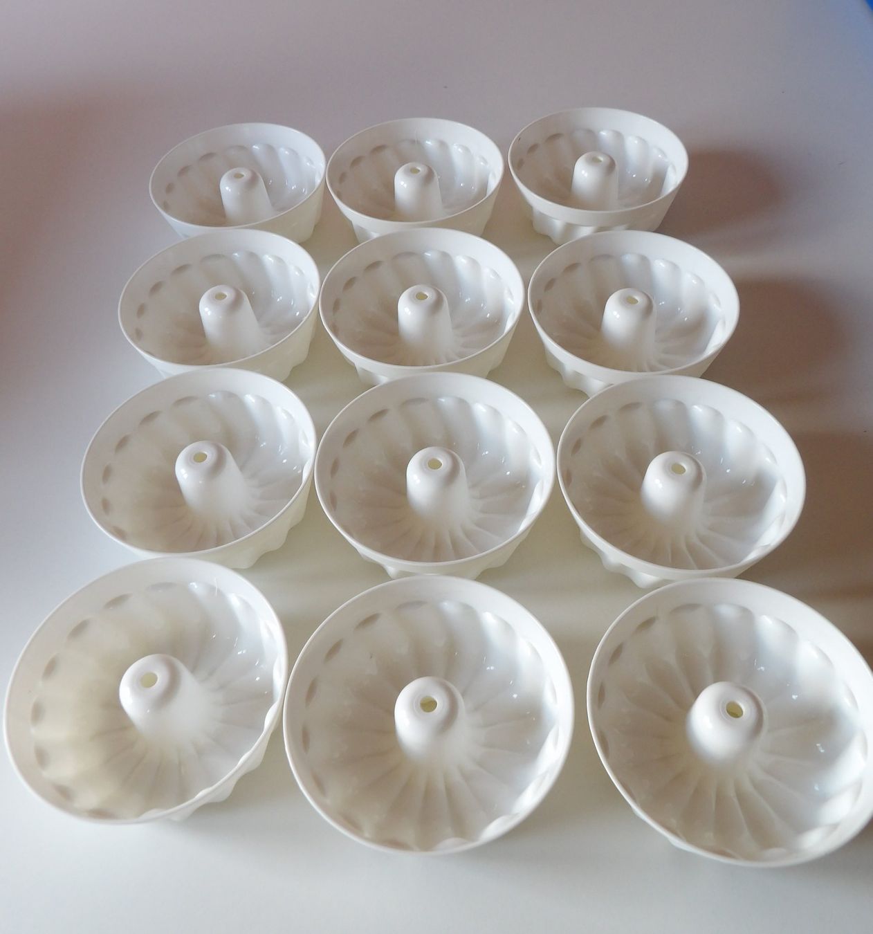 Behälter & Ähnliches: 12 Puddingförmchen, Inhalt ca. 1.5 dl – Gebraucht aus Niederlenz von Steff99 1