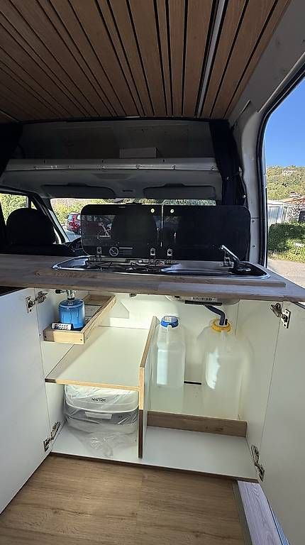 Véhicules de camping: Van Aménagé Transit 4x4 – D'occasion à Suchy par maxconcept 6