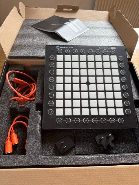 Novation Mischpulte: Launchpad Pro – Neu (gemäss Beschreibung) aus Nidau von mimine04 2