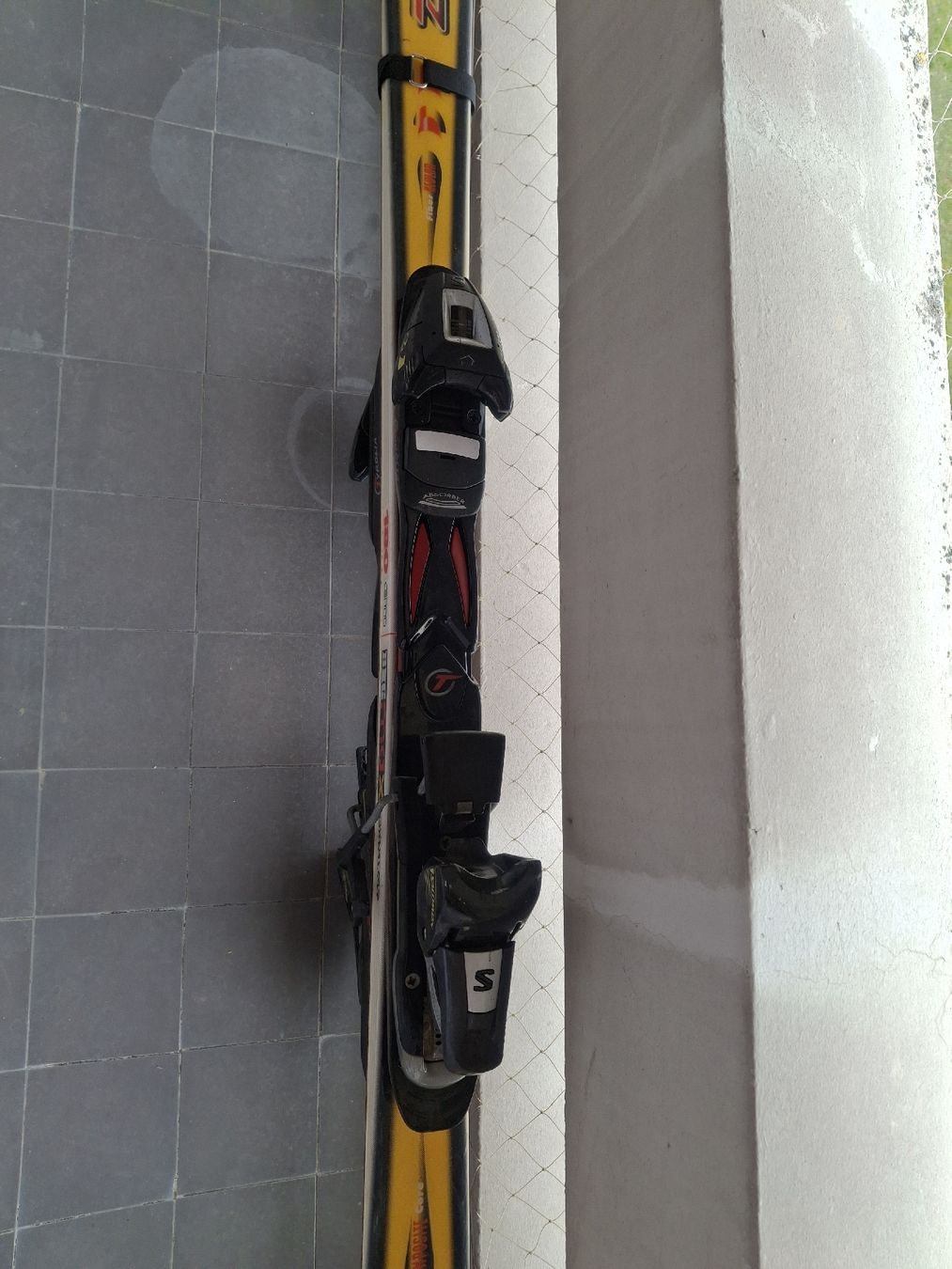 Salomon Sci: Set de ski – Usato da Morges venduto da ProfesseurJones 1