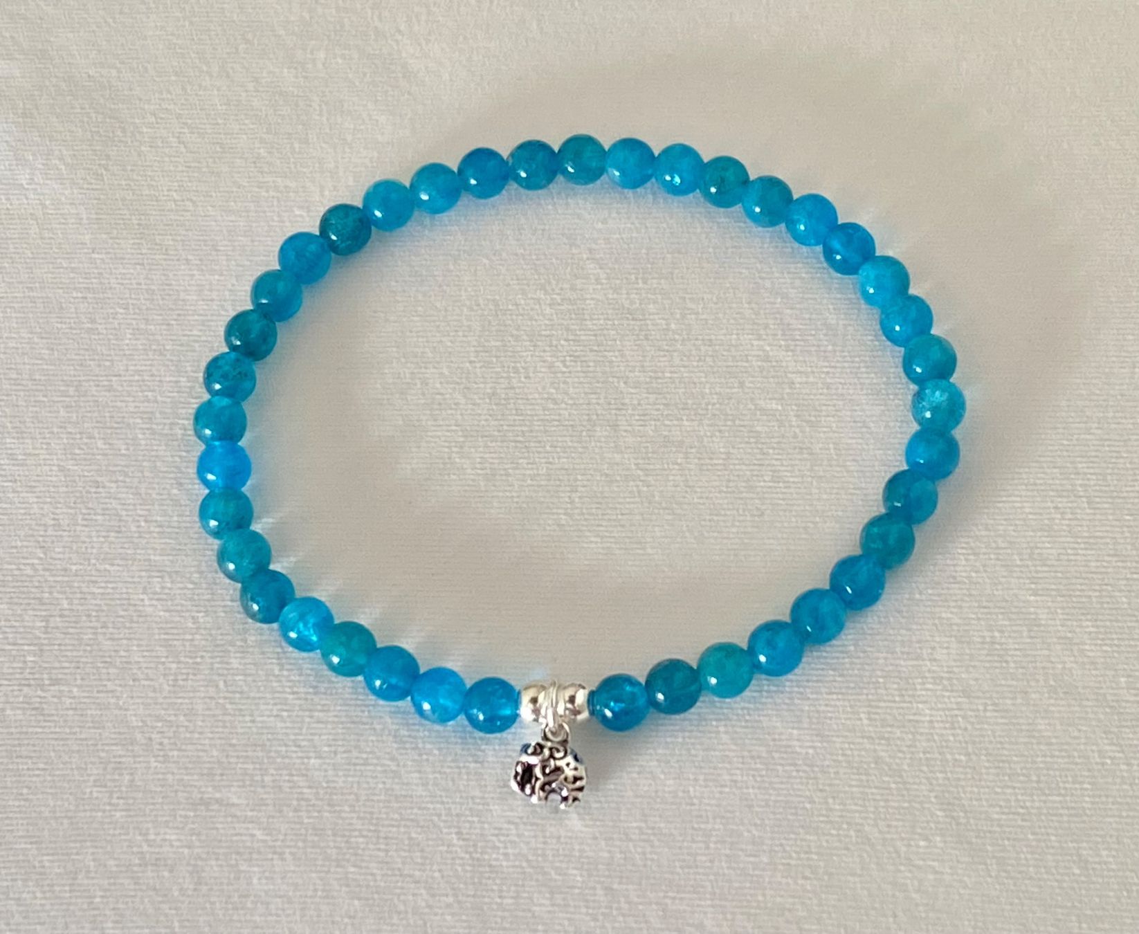 Bracciali & Braccialetti: Edelstein Armband Apatit mit Silber auf Mass – Nuovo e nell'imballaggio originale da Zuzwil SG venduto da Lemliskat 2