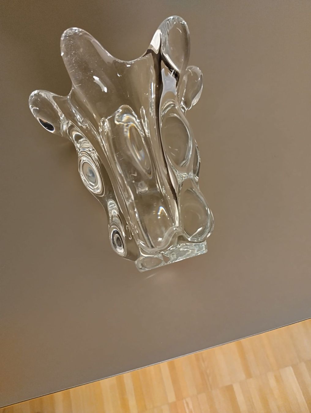 Vasi & Recipienti: Vannes le Chatel Designer Kristallvase aus Frankreich – Usato da Küsnacht ZH venduto da Hans.45 1