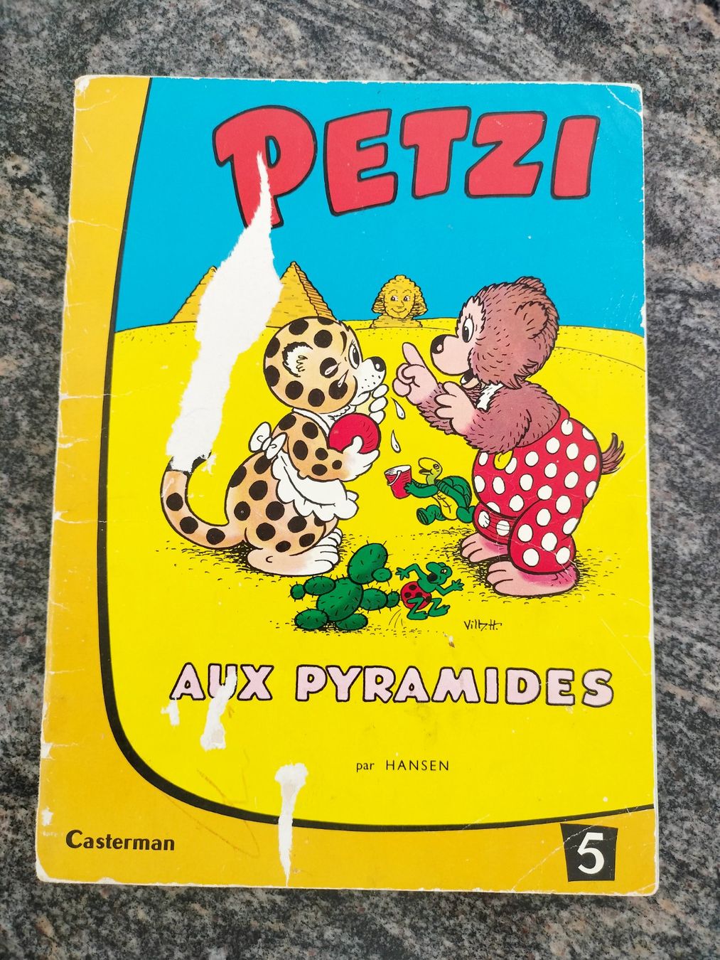 Fumetti: Petzi aux pyramides 5 Édition vintage – Usato da Cortaillod venduto da rozinna