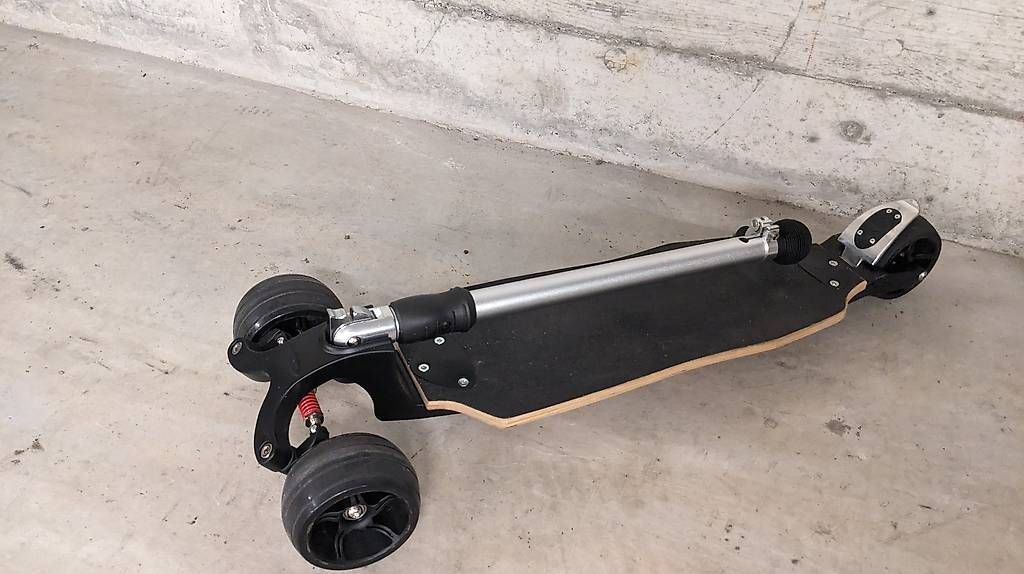 Kickboard: Micro Kickboard Monster "Custom Black" – Usato da Rothenthurm venduto da Rupar77 1