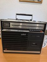 Kofferradio mit Plattenspieler und Kasettengerät antik