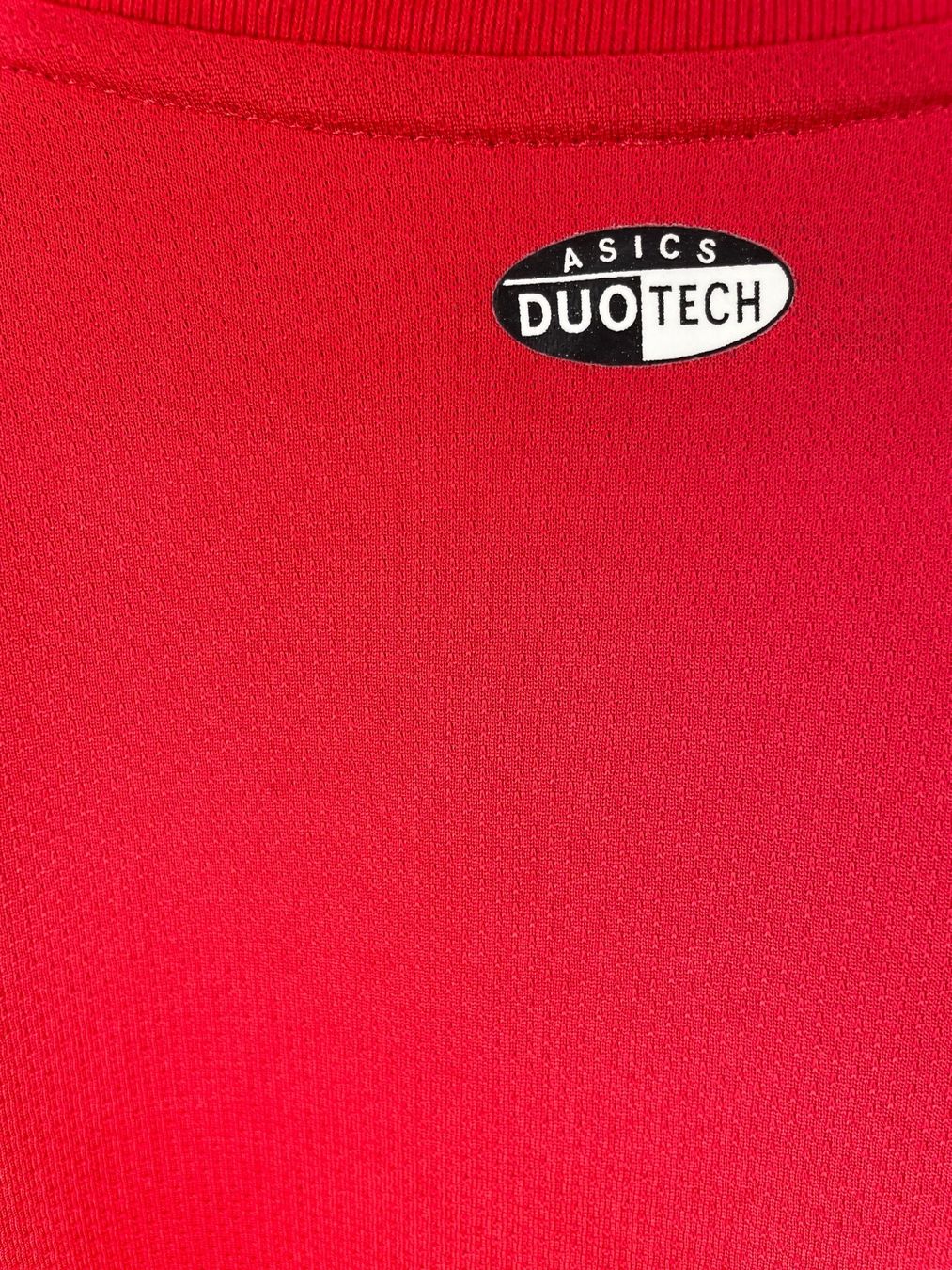 T-shirt: T-Shirt Asics – Usato da Capolago venduto da LA.BOTTEGA 2