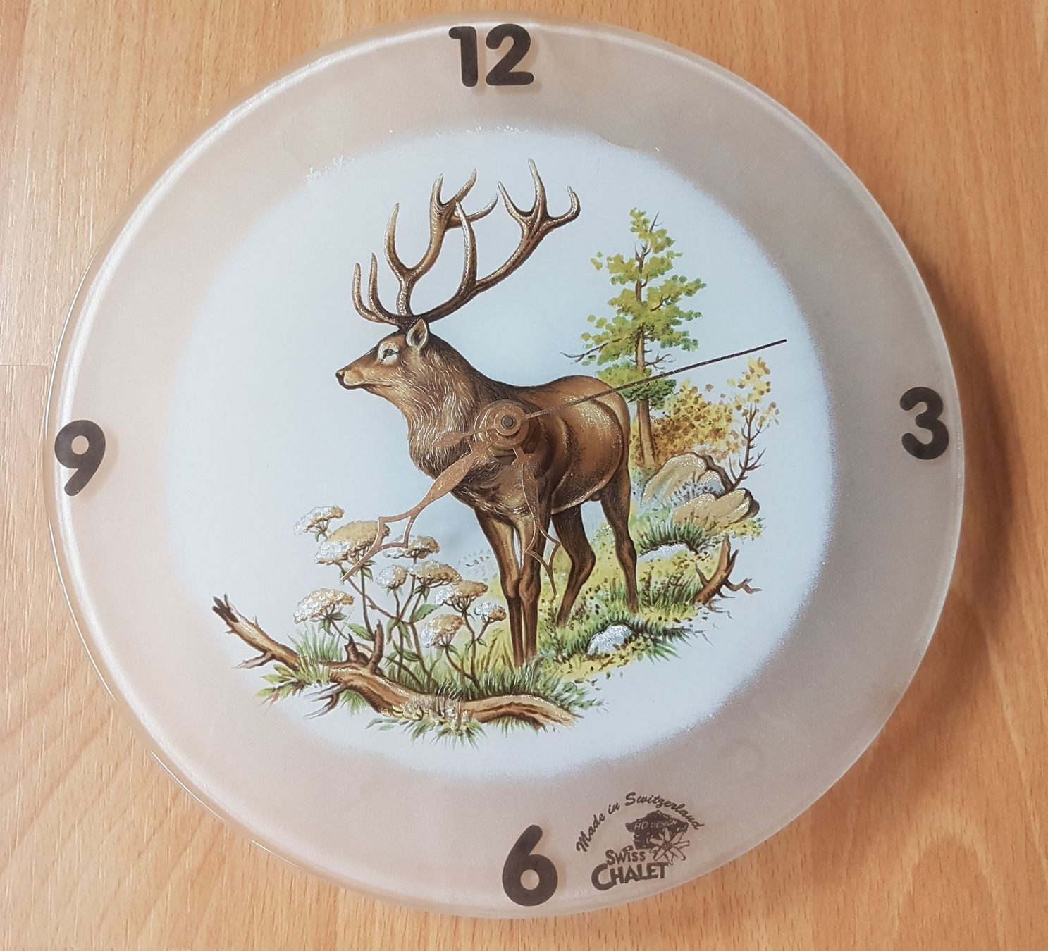 Orologi da terra & Orologi da parete: SCHÖNE WANDUHR MIT HIRSCH – Usato da Sax venduto da prinzenrollen