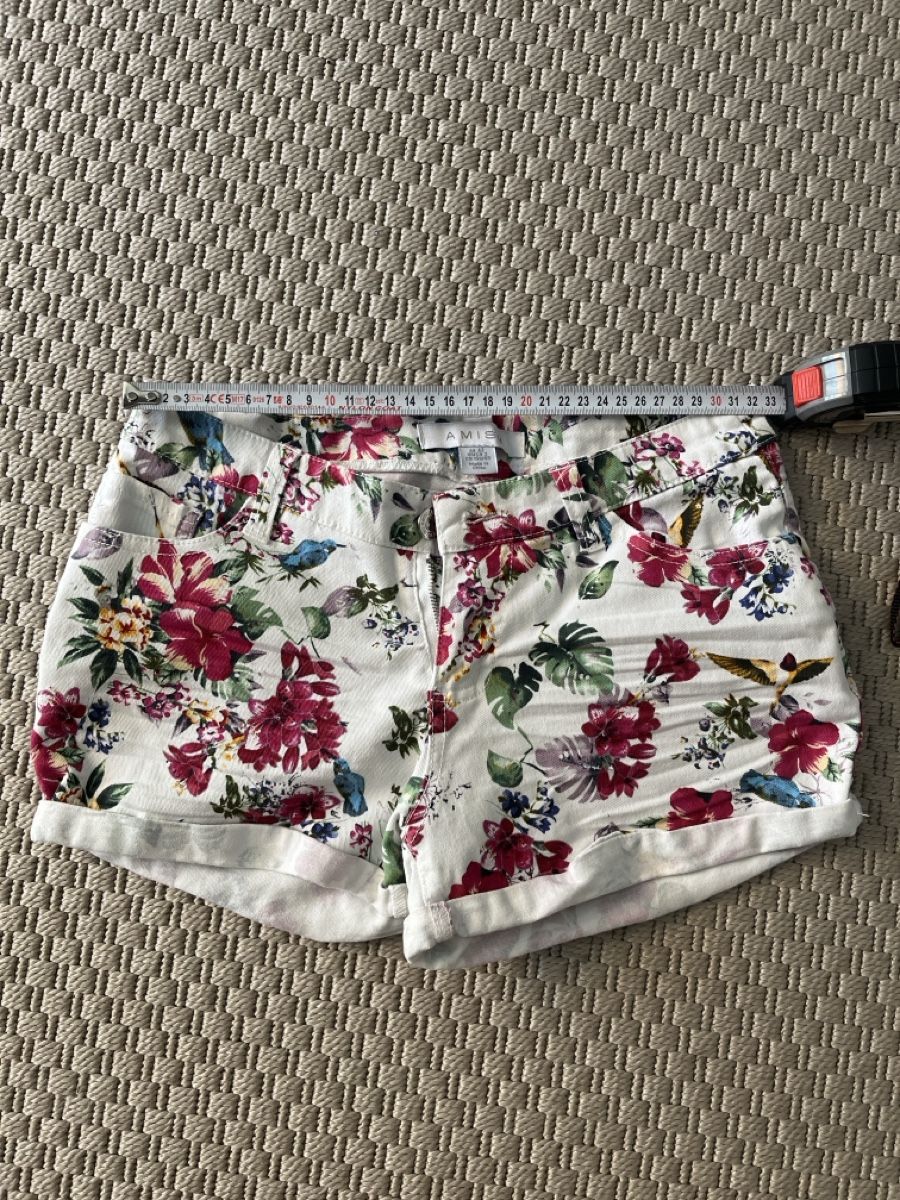 Pantaloni: Shorts, Blumenmuster, XS – Usato da Solothurn venduto da Bobesch08
