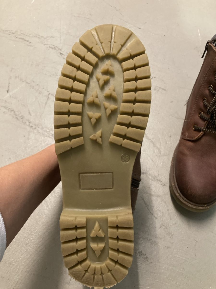 Scarpe per ragazzi: Herbstschuhe Gr. 38 – Usato da Uttigen venduto da daeni_83 2