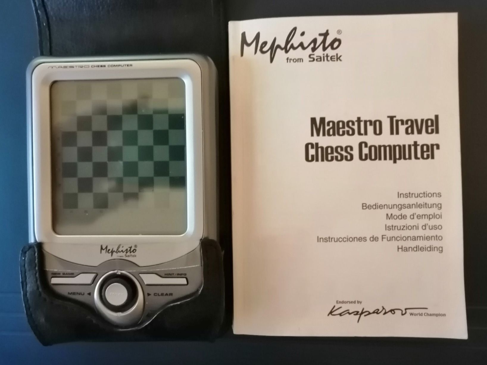 PCs: Maestro Reise-Schach-Computer Mephisto von Saitek – Gebraucht aus Bern von