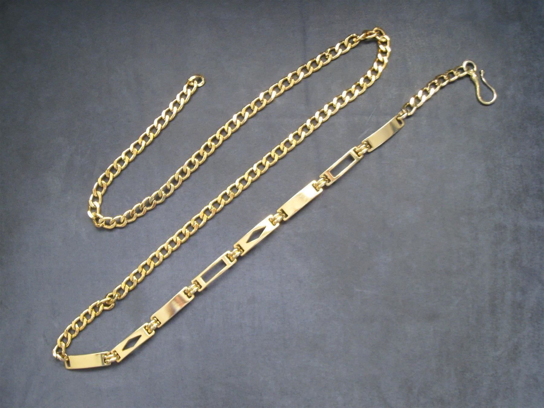 Colliers: ***** Collier fantaisie – D'occasion à Villaz-St-Pierre par Ubid