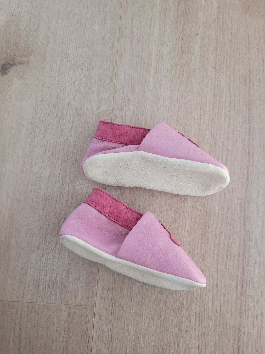 Schuhe für Jungen: Baby Schläppli neuwertig – Gebraucht aus Lupsingen von sta_wgg5 2