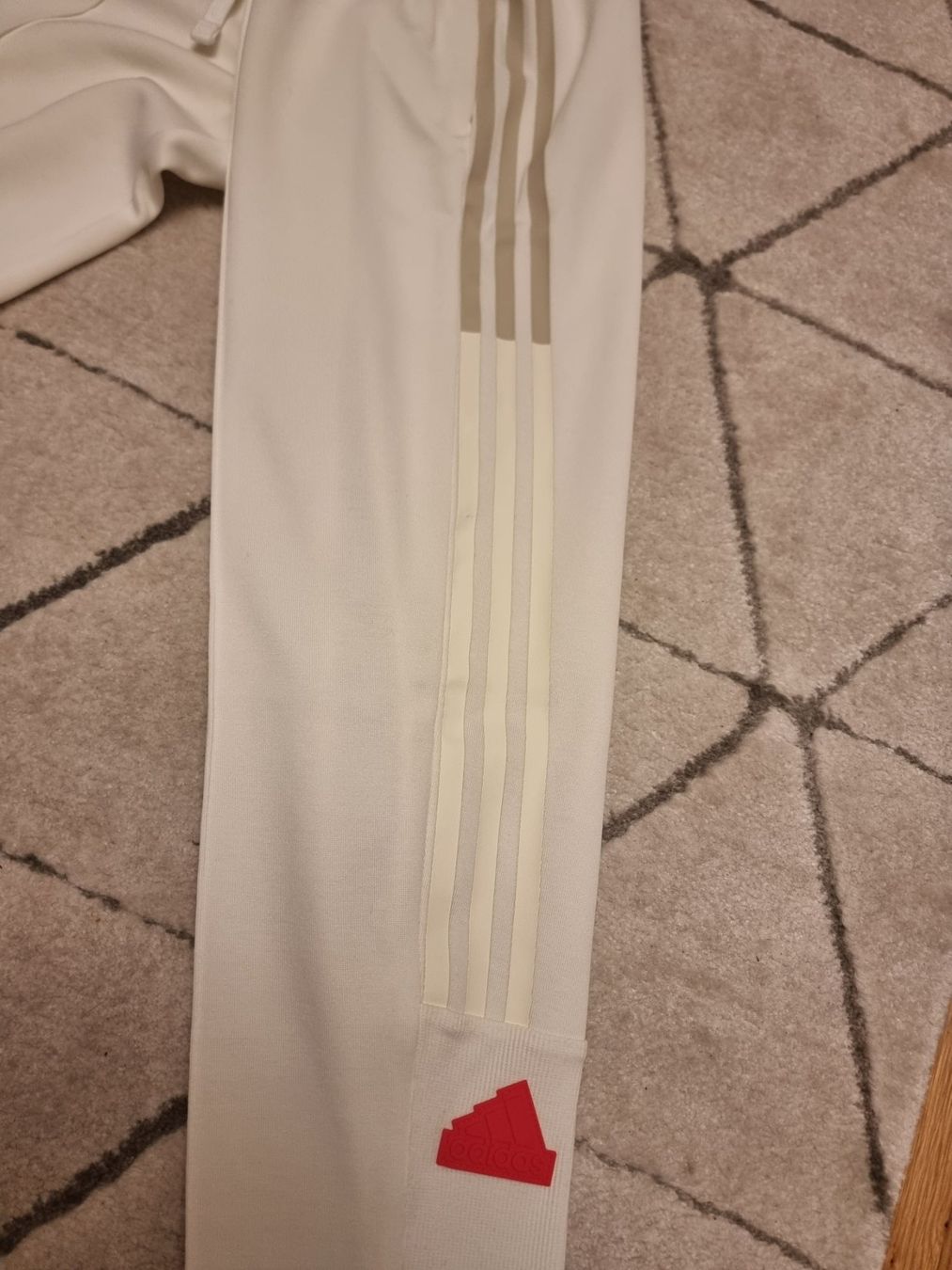 Adidas Pantaloni: Adidas Trainingshose – Nuovo (secondo la descrizione) da Zürich venduto da Nala2811 5