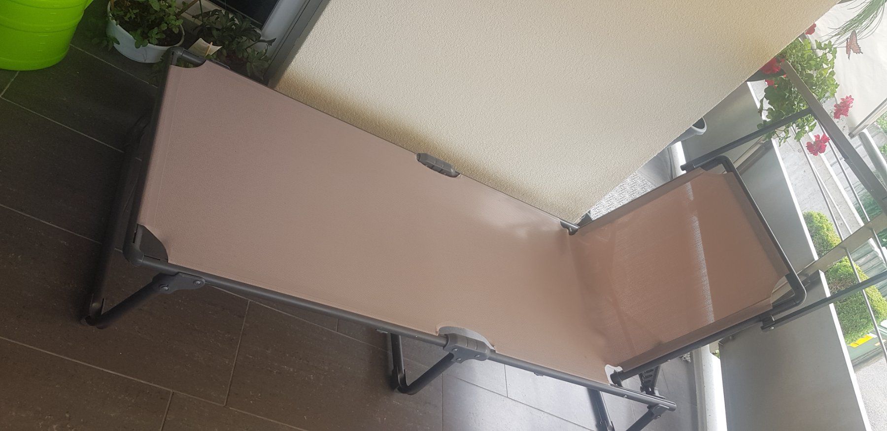 Chaises longues: Liegestuhl mit Sonnendach ab 1Fr !! – D'occasion à Embrach par Antonloeffel 4