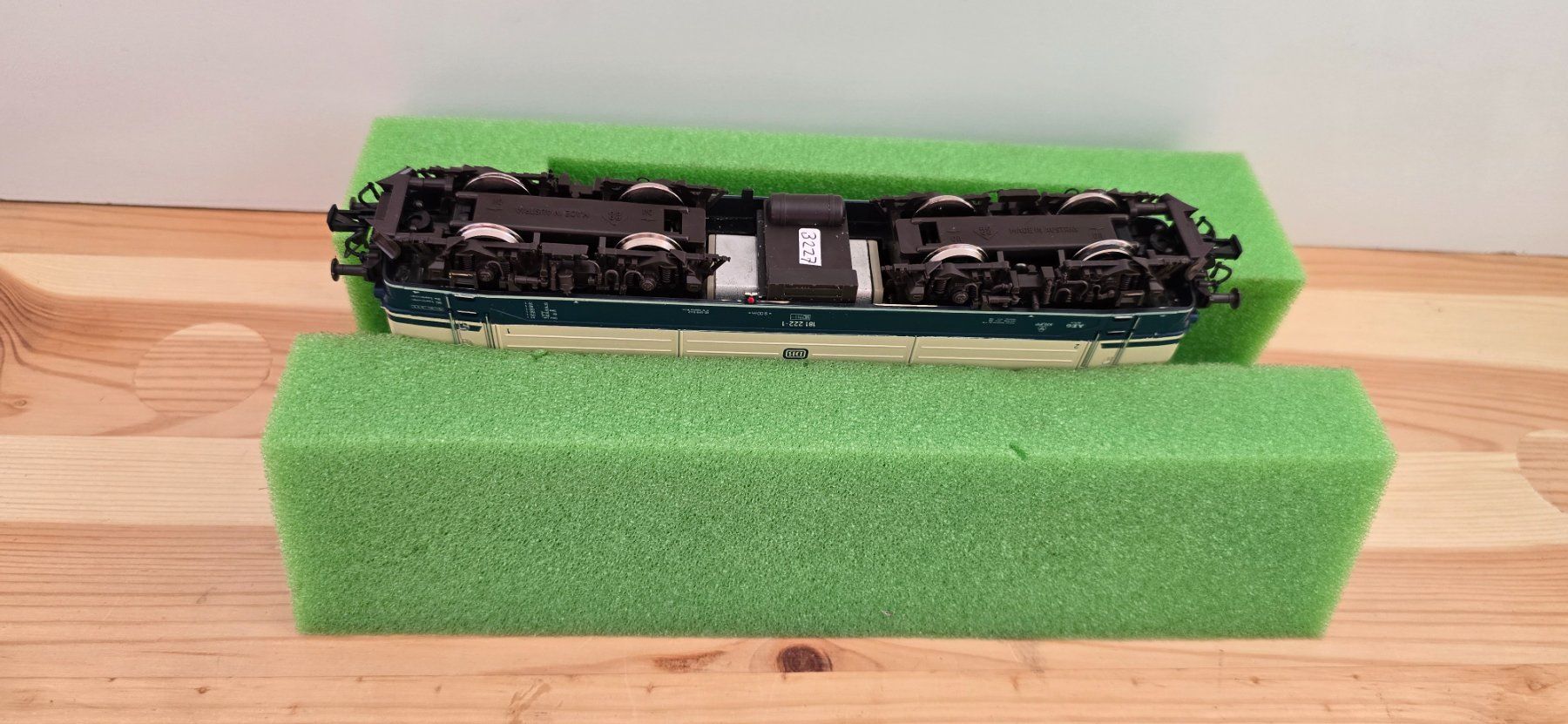 Roco Modelleisenbahnen: Roco H0 4142 A BR 181 222-1 DB – Gebraucht aus Büsserach von ModellbahnDepot 7