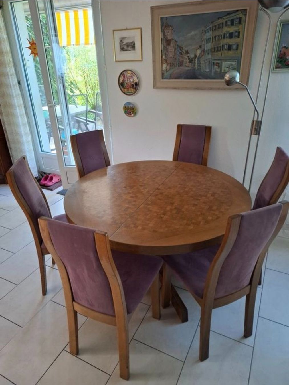 Set di tavolo e panche: Esstischgarnitur mit 6 Stühlen – Usato da Basel venduto da kam_v6ft 2