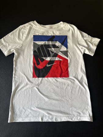 T-Shirt Nike mit Print Grösse 152