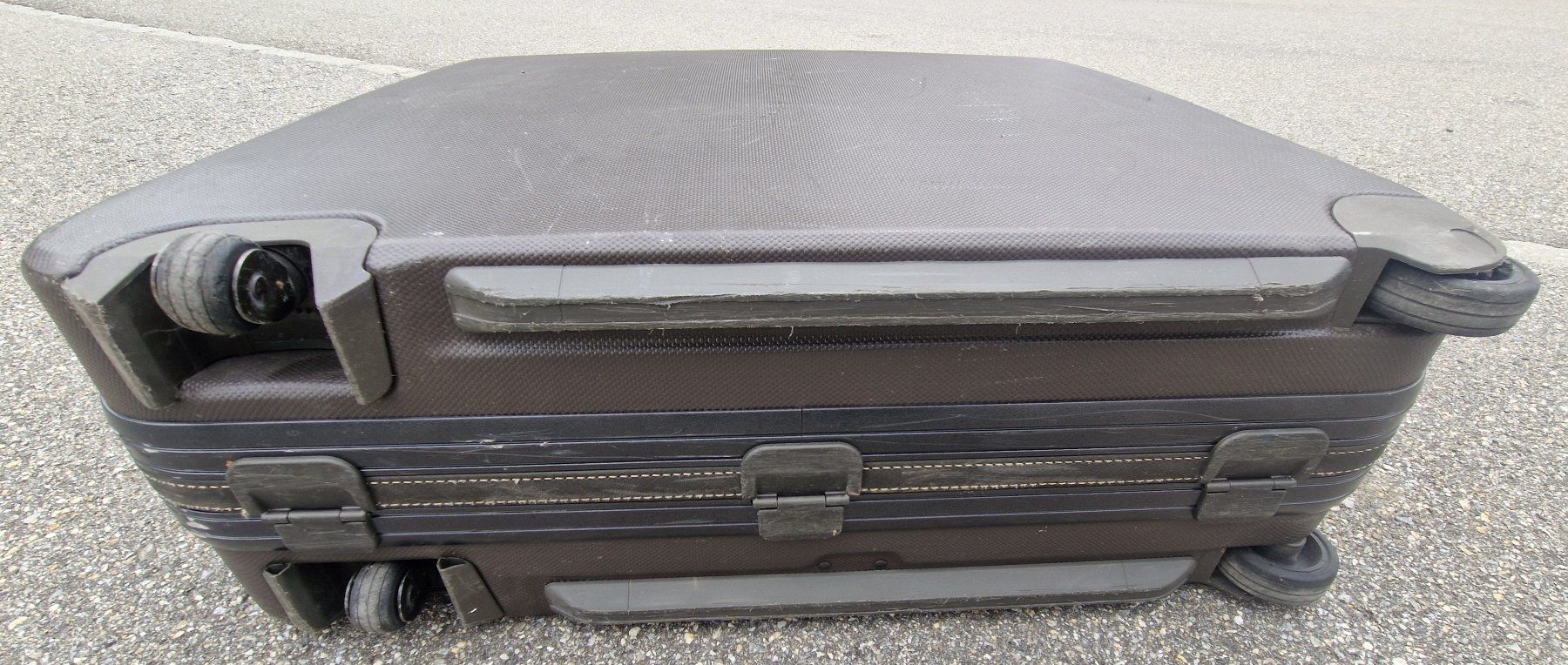 Delsey Valigie: Stabiler Delsey Rollkoffer 4 Rollen – Usato da Meilen venduto da Genswein 4