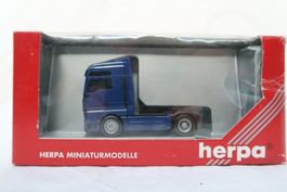 Herpa MB TG-A XXL Sattelzugmaschine