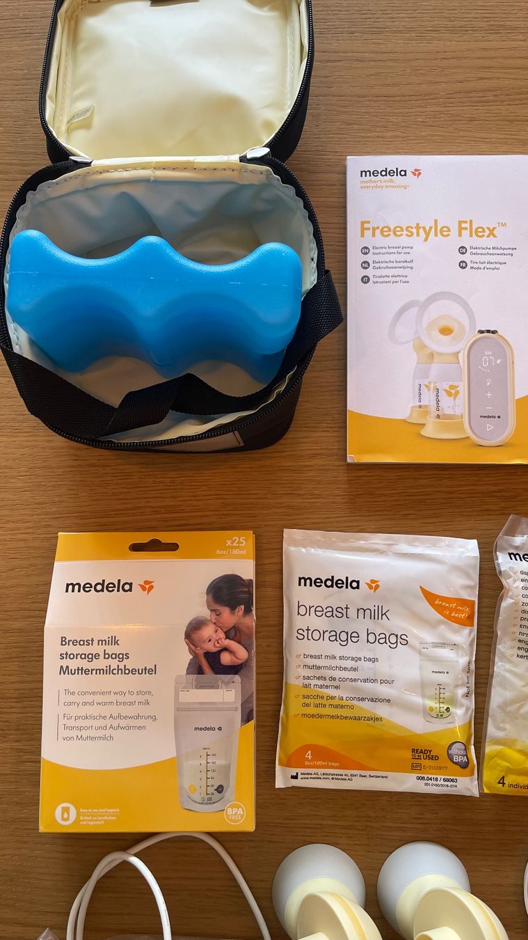 Medela Accessoires pour allaitement: Medela Freestyle Flex Set mit Fläschchen – D'occasion à Arni AG par sch_7rz9 1
