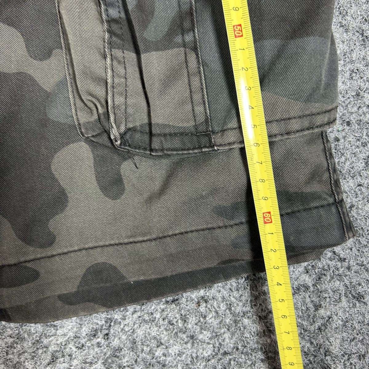 Pantaloni: Camo short Xl – Usato da La Sagne NE venduto da Matlasape 2