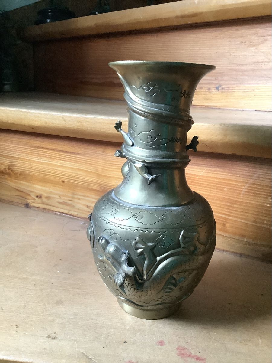 Vasen & Gefässe: Alte asiatische Metall Drachenvase – Gebraucht aus Zürich von Albatros57 1