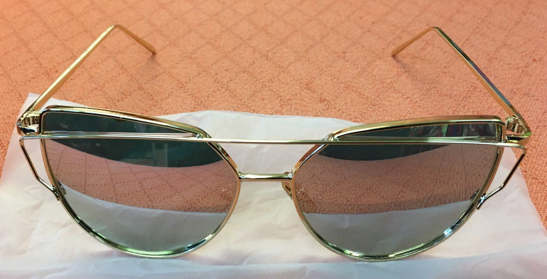 Brillen & Gläser: Sonnenbrille - NEU – Neu und originalverpackt aus Oftringen von Vucki 1