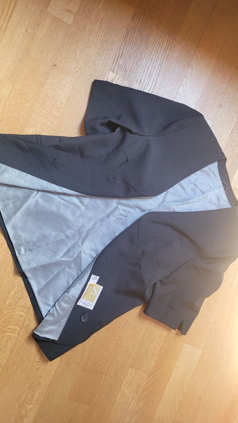 Giacche: Damenblazer schwarz, Grösse 42, kurzarm – Nuovo (secondo la descrizione) da Neschwil venduto da flower_69 1